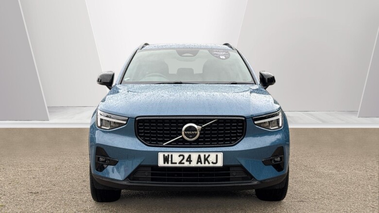 Volvo XC40 2.0 B4P Plus Dark 5dr Auto Petrol Estate